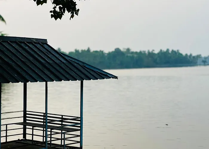 Waterfront By Palmyra